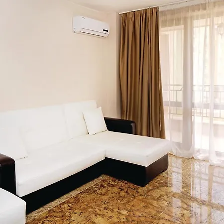 Апартамент Two-bedroom In Nesebar Слънчев бряг